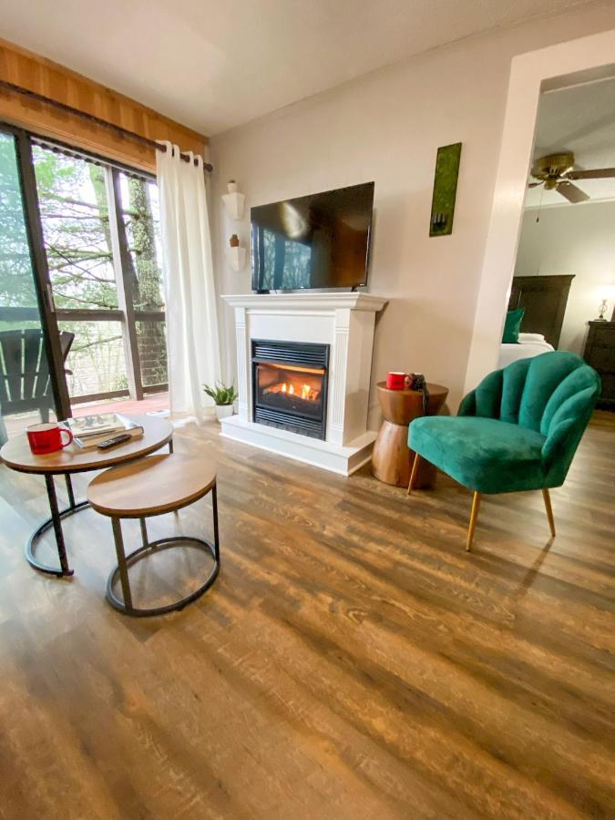Your Perfect Basecamp For Mountain Adventures! Beech Mountain Esterno foto